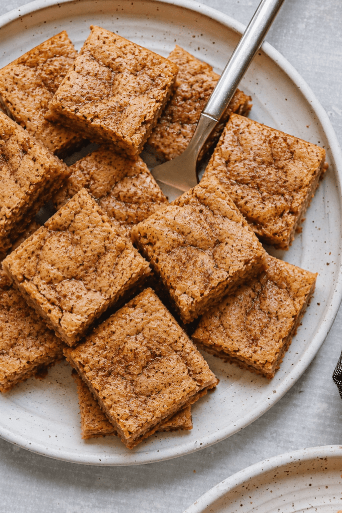 cinnamon blondies