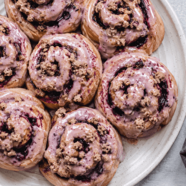 Blackberry Cinnamon Rolls