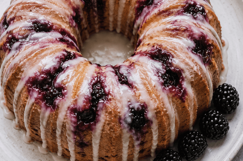 blackberry bundt cake