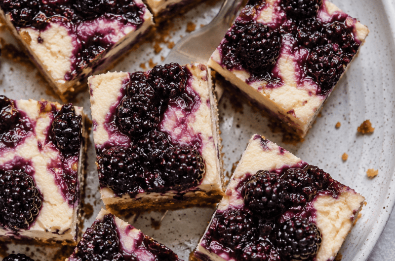 blackberry cheesecake bars